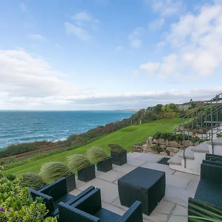 Apartment Ocean Edge